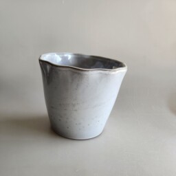 Keramický květináč bílý 13x12cm